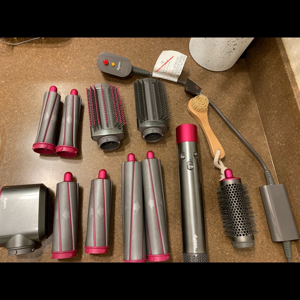 Dyson air wrap